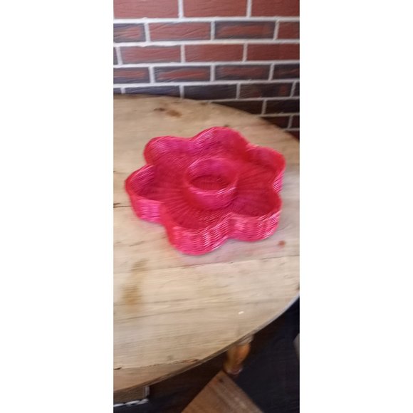 Crafting Supplies Bundle , Round wicker basket. Flower Shaped Wicker Basket, Rib - Picture 4 of 9